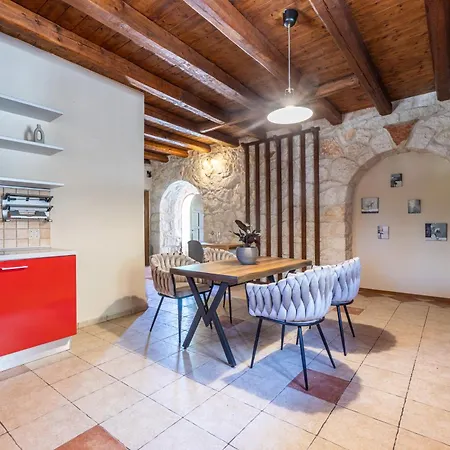 Apartament Platanus By 