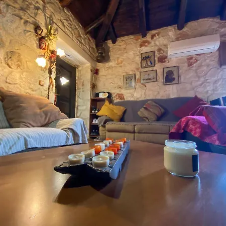 Platanus Apartment *
